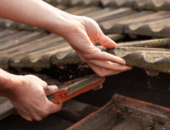 Dachziegel überprüfen