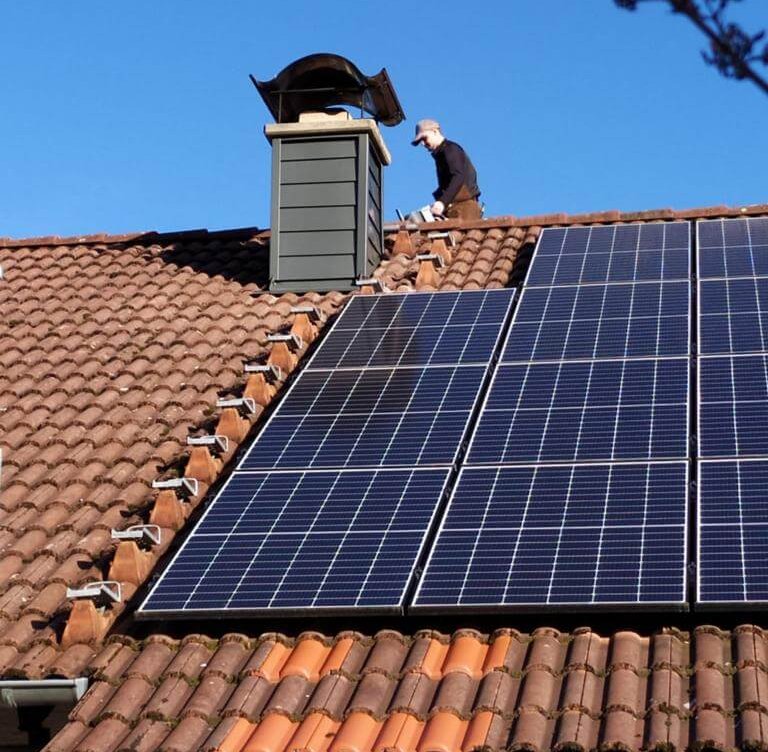 Dach Photovoltaik